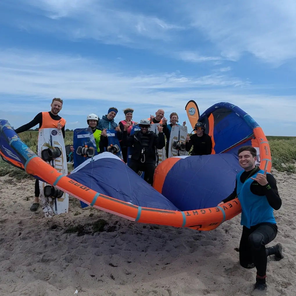 Kitecamp Fehmarn – Kitesurfen am Spot
